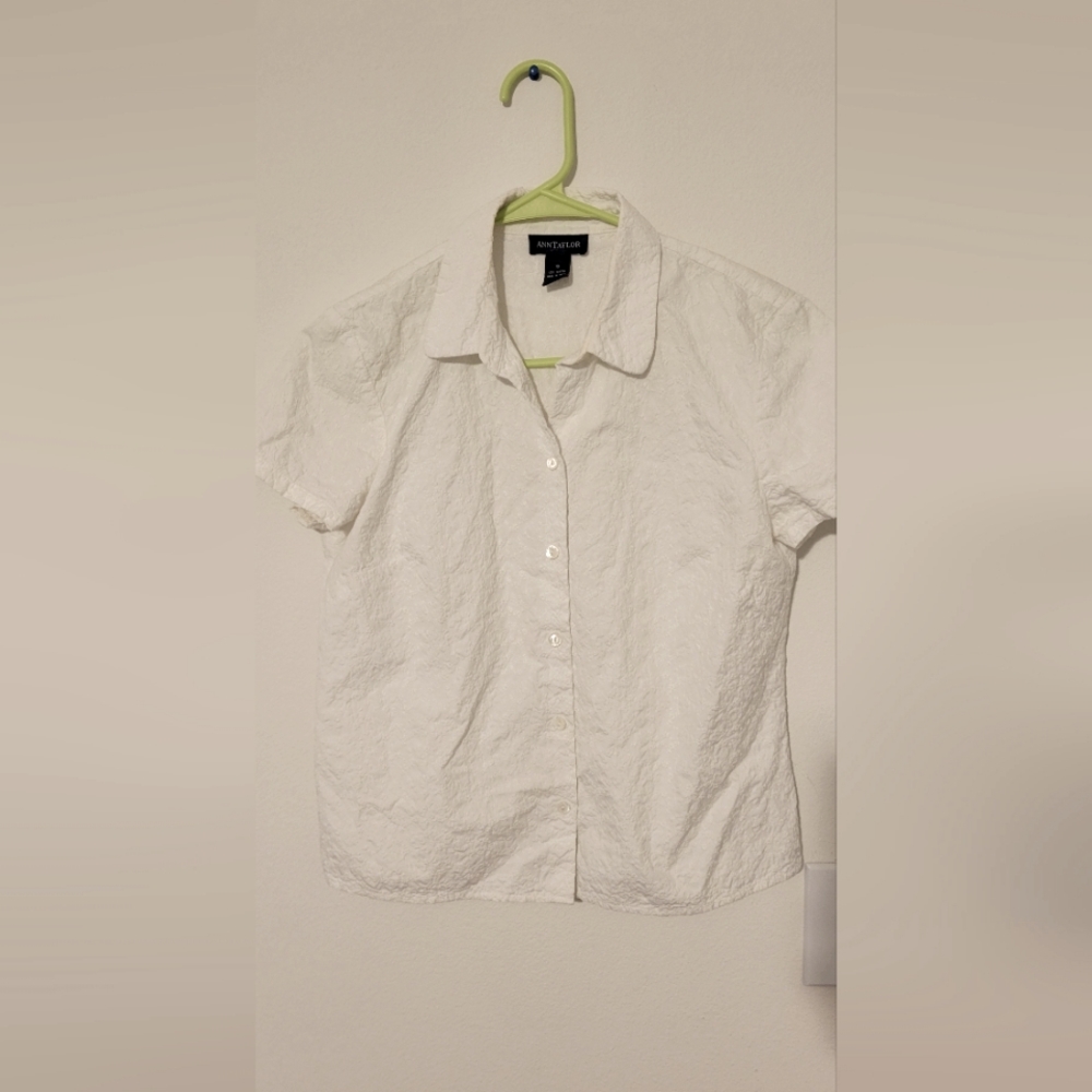 Ann Taylor Floral Button Up Blouse